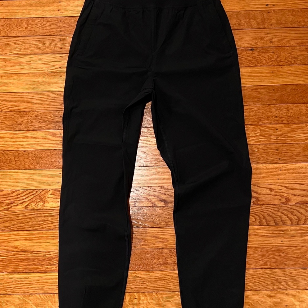 Lululemon Adapted State High-Rise Jogger Full Length, Black, Size 6 - Picture 8 of 10